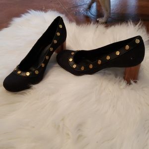 Tory Burch RARE amazing black heels w emblem gold coins